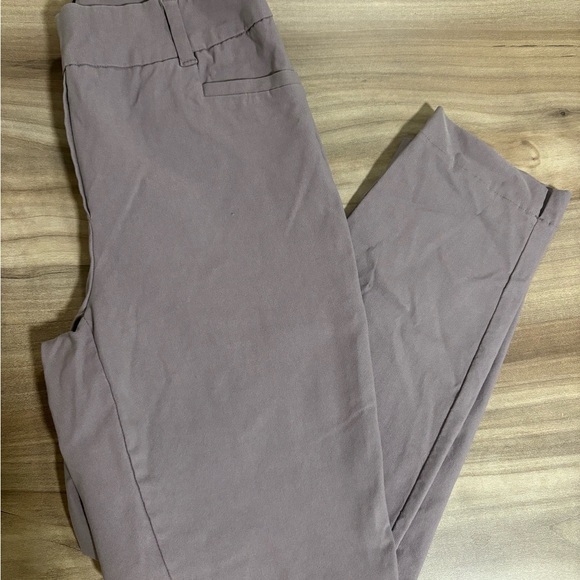 Reitmans Pants - 4/20$ Reitmans The Iconic Pant